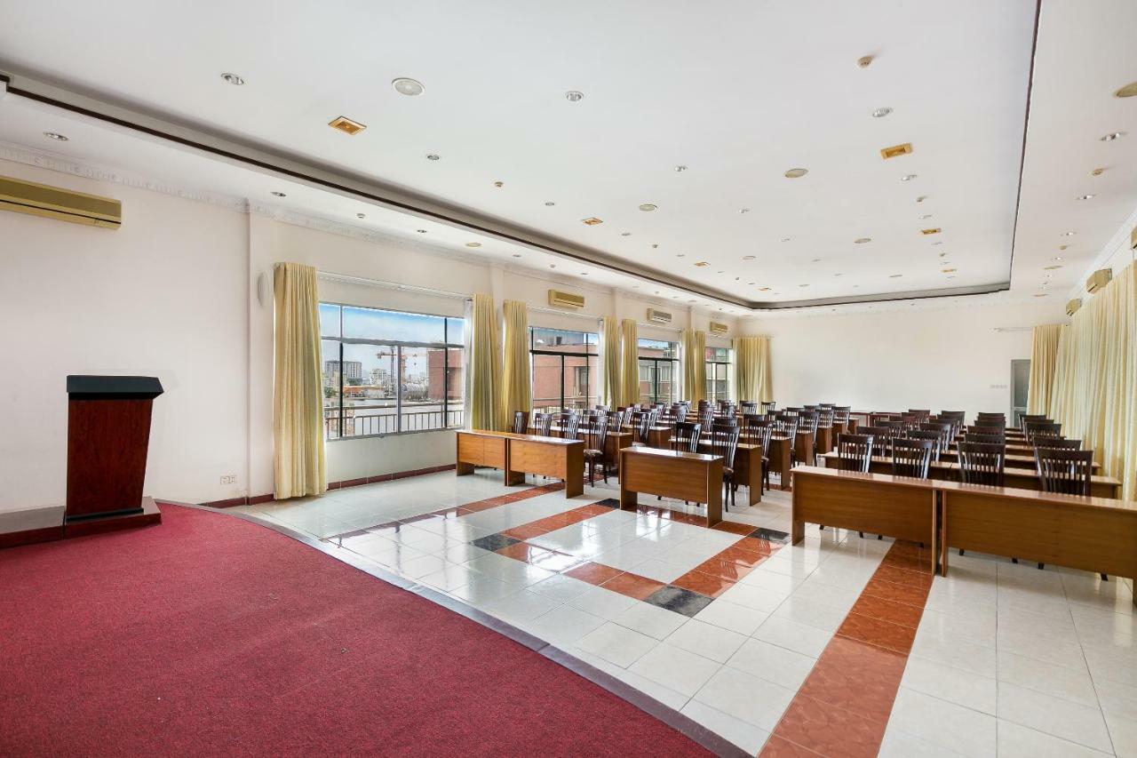 Tao Dan & Hotel Ho Chi Minh City